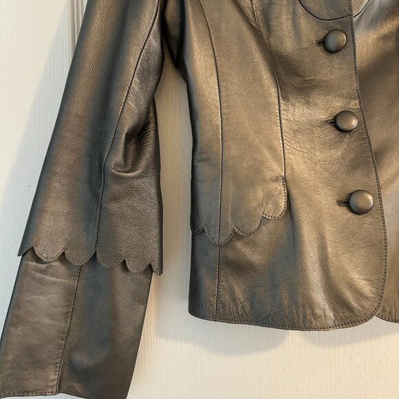 Danier Genuine Leather Blazer – Silver Taupe | Size P (0-2) - Picture 5 of 7